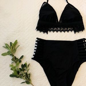 Lace trimmed black high waisted bikini! 🌿